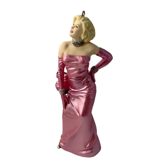 Marilyn Monroe Hallmark Ornament Dated 1997 - Picture 2 of 6